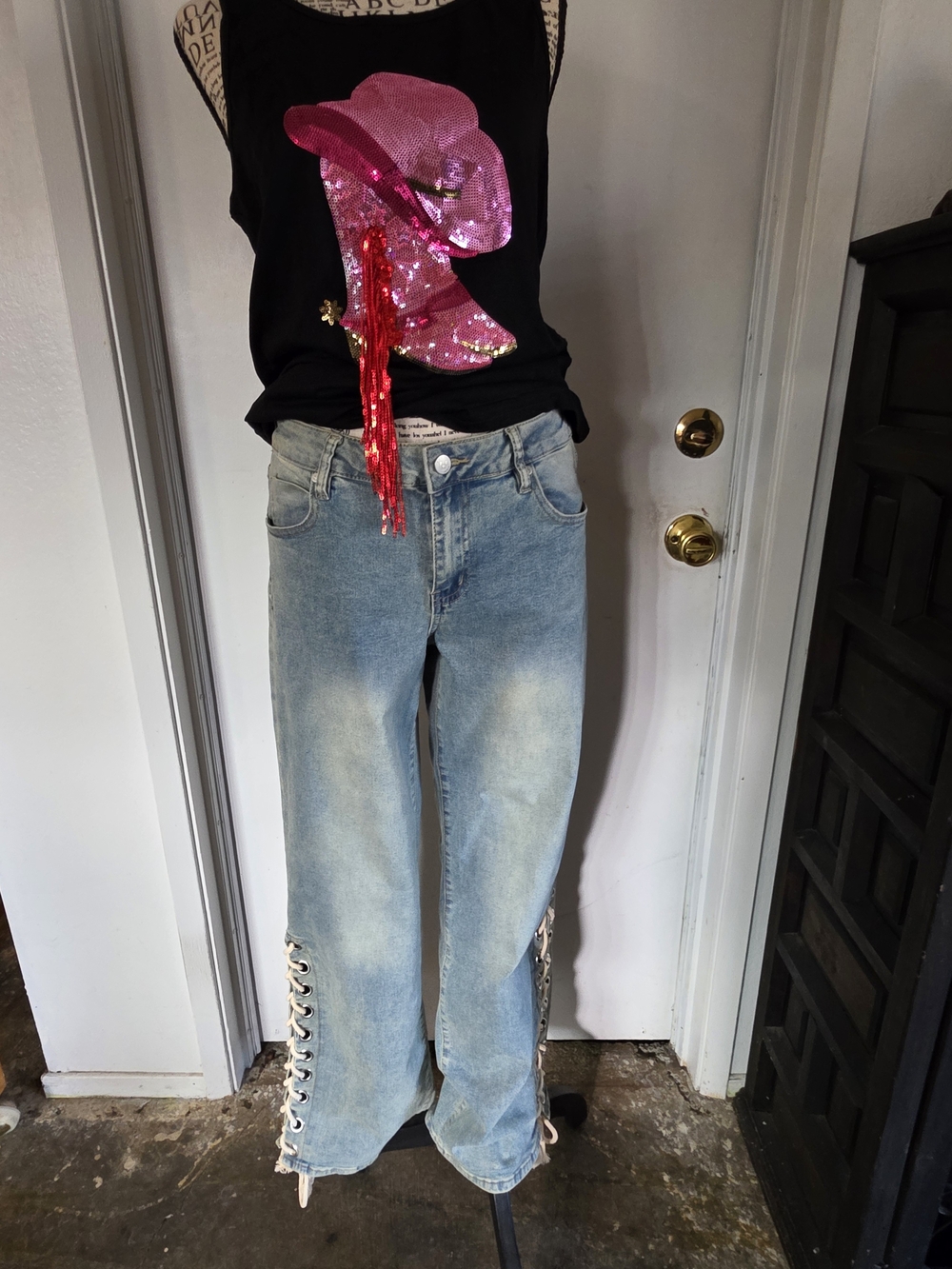 Light Wash Women’s Lace-Up Hem Jeans